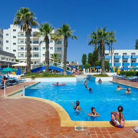 Paramount * Protaras