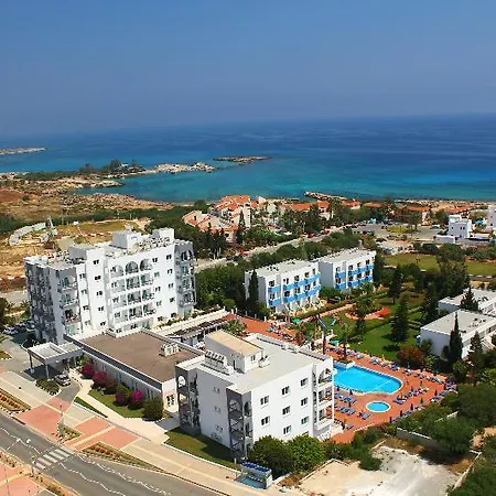 Paramount 4* Protaras