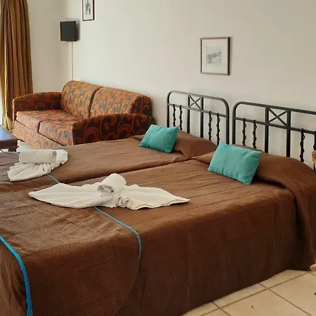 Paramount Aparthotel Protaras