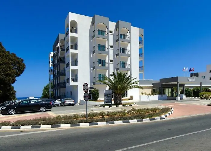 Paramount Lägenhet Protaras