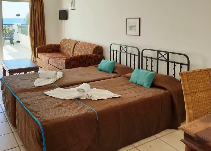 Paramount Apartment Protaras